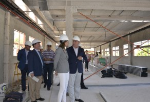 Visita de la Consejera de Educación y el Alcalde valdemoreño a las obras de ampliación del instituto bilingüe